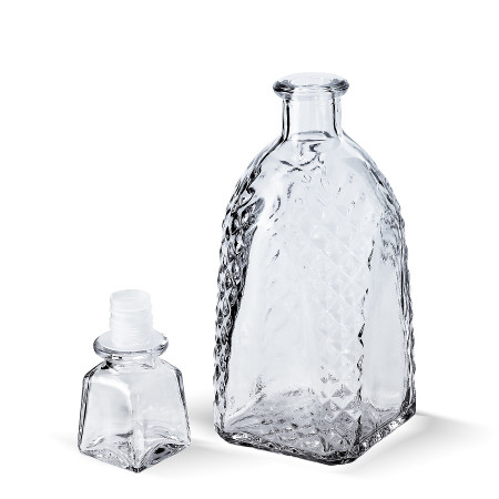 Бутылка (штоф) "Арка" стеклянная 0,5 литра с пробкой  в Твери