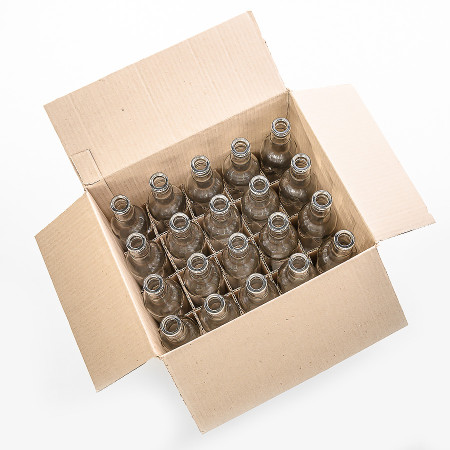 20 bottles of "Guala" 0.5 l without caps in a box в Твери